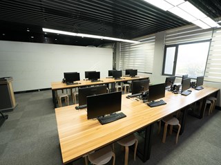 崇技楼B3-302-2 数字城市应用中心